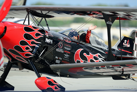 Skip Stewart Airshows - Pitts S-2B Special