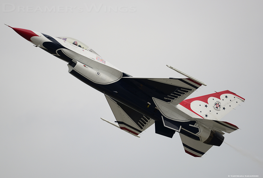 Thunderbirds - Lockheed Martin F-16C Fighting Falcon