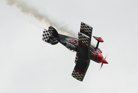 Skip Stewart Airshows - Pitts S-2S Special